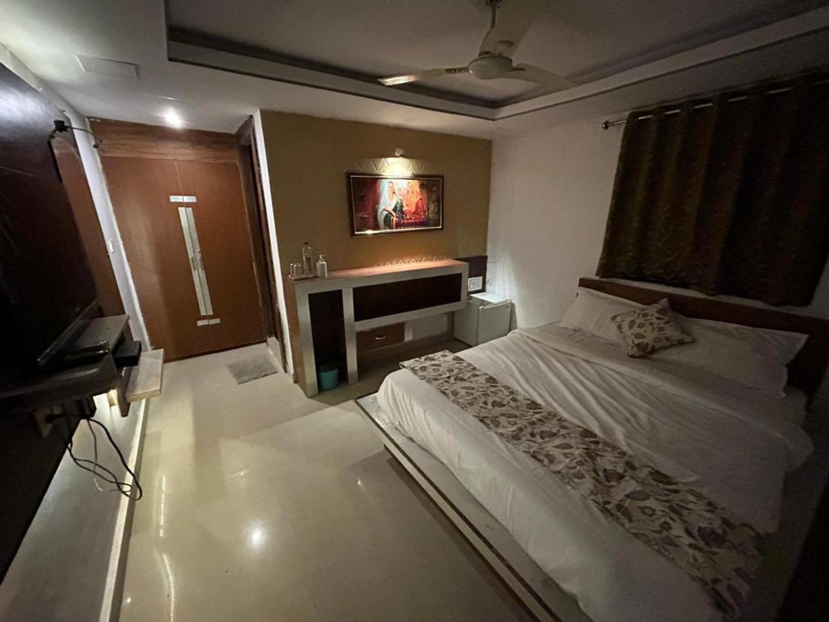 The Peach Tree Rooms Mount Abu Exterior foto