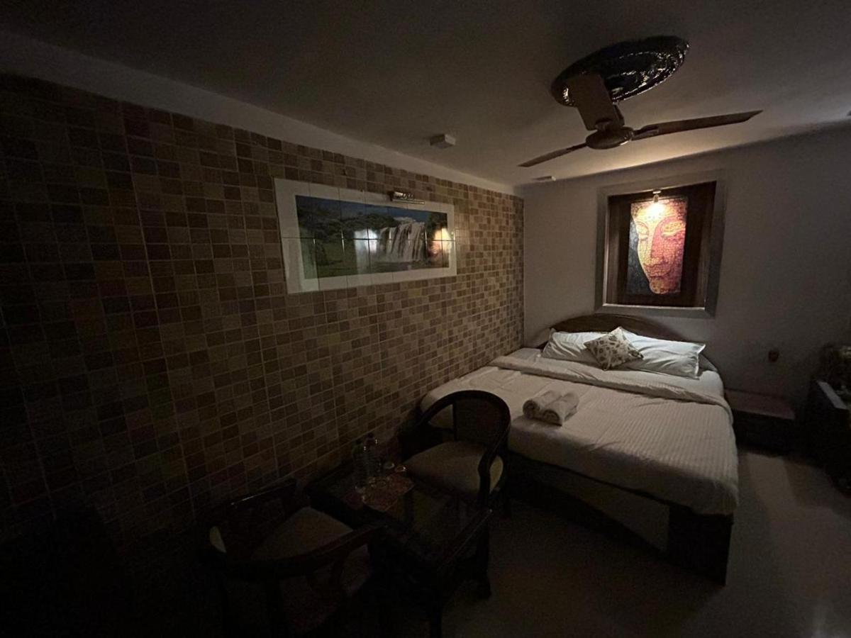 The Peach Tree Rooms Mount Abu Exterior foto