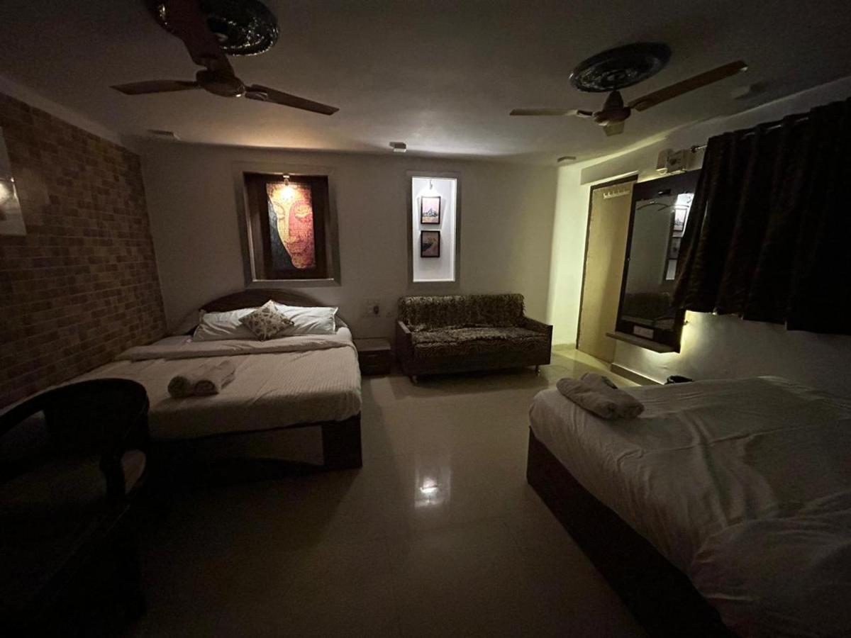 The Peach Tree Rooms Mount Abu Exterior foto
